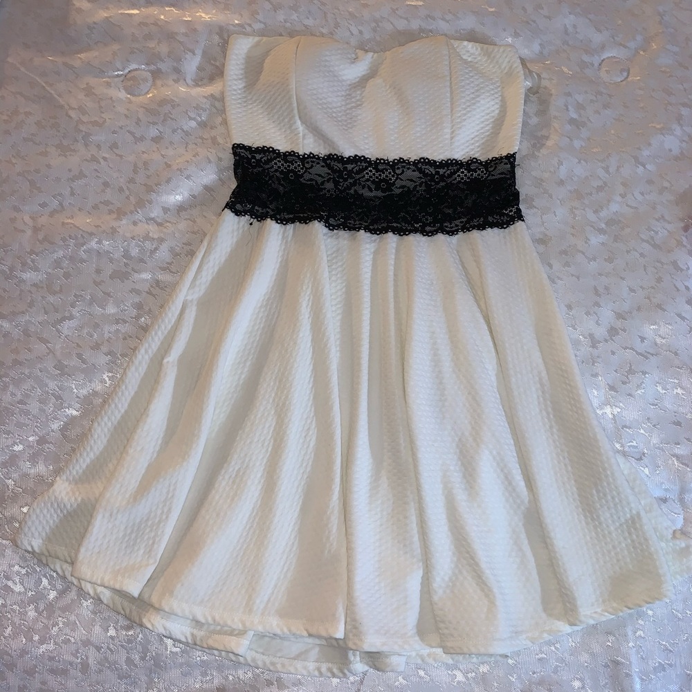 white strapless dress